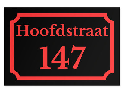 hausnummernschild-mit-strasse-oben-rot-auf-schwarz-querformat